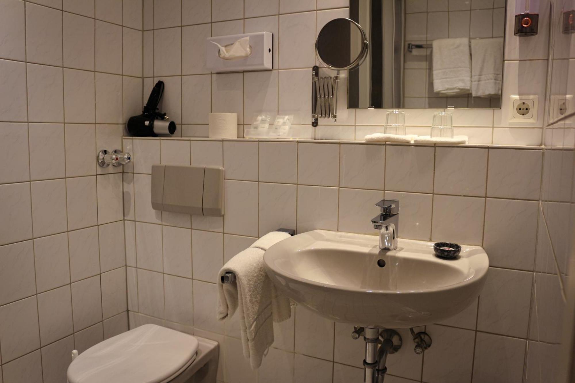 Rheinhotel Schulz Ункель Экстерьер фото